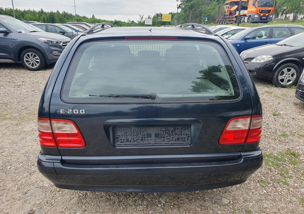 Mercedes-Benz Klasa E cena 10900 przebieg: 182900, rok produkcji 2000 z Miejska Górka małe 67